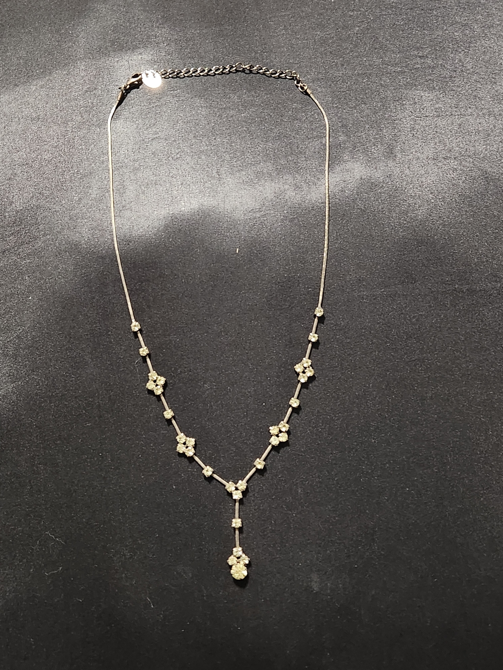 ​Beautiful Icing Pale Yellow Rhinestone Y-Necklace